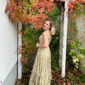 Meet your Posher, Kaitlynne